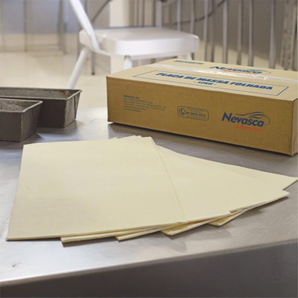 MASSA FOLHADA EM PLACA 12KG